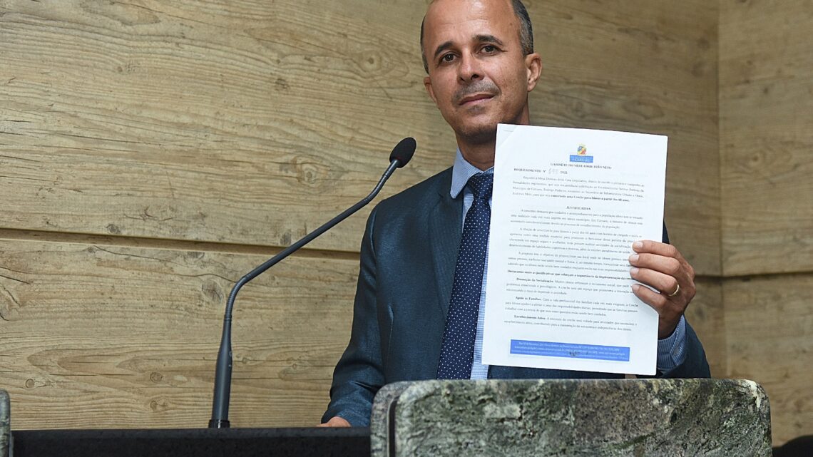 Vereador João Neto solicita a construção de Creche para Idosos em Caruaru Vereador João Neto solicita a construção de Creche para Idosos em Caruaru