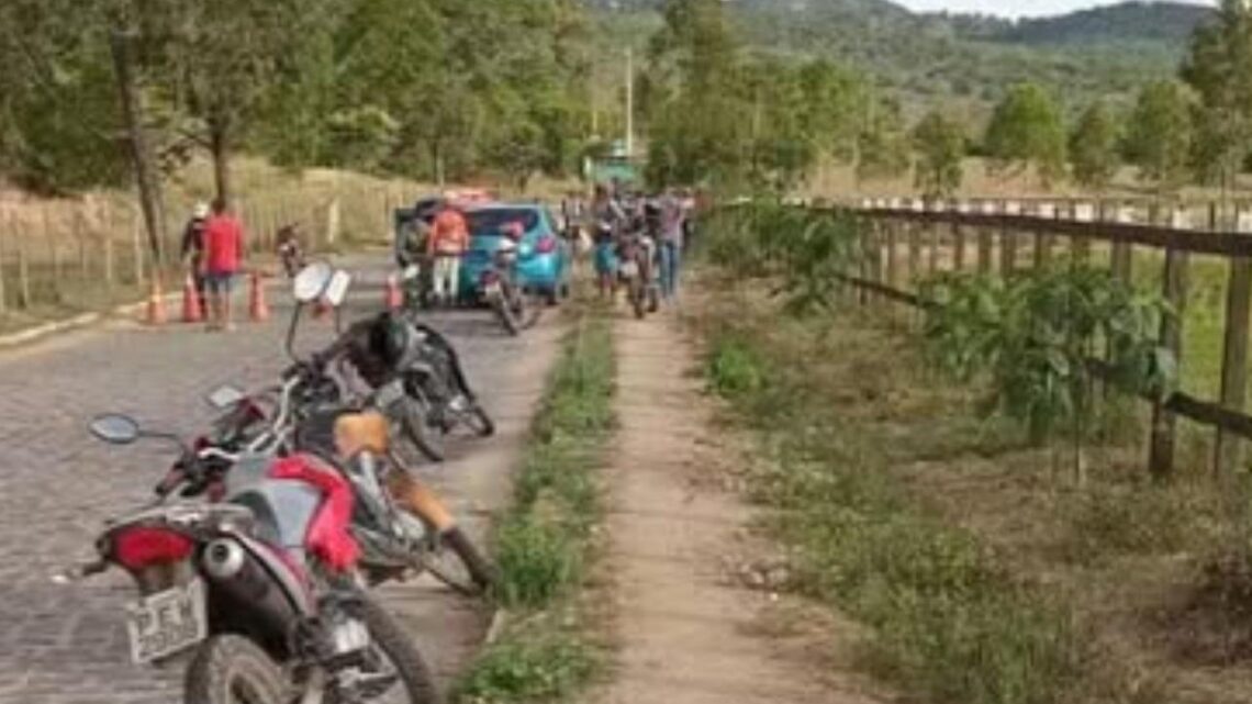 Sargento da PM morre após colisão frontal entre carro e moto