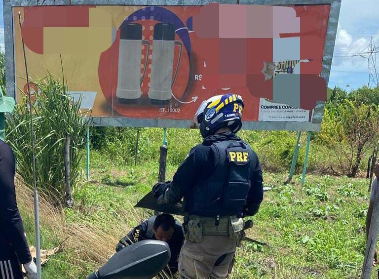 Suspeito de agredir companheira grávida é detido pela PRF Suspeito de agredir companheira grávida é detido pela PRF