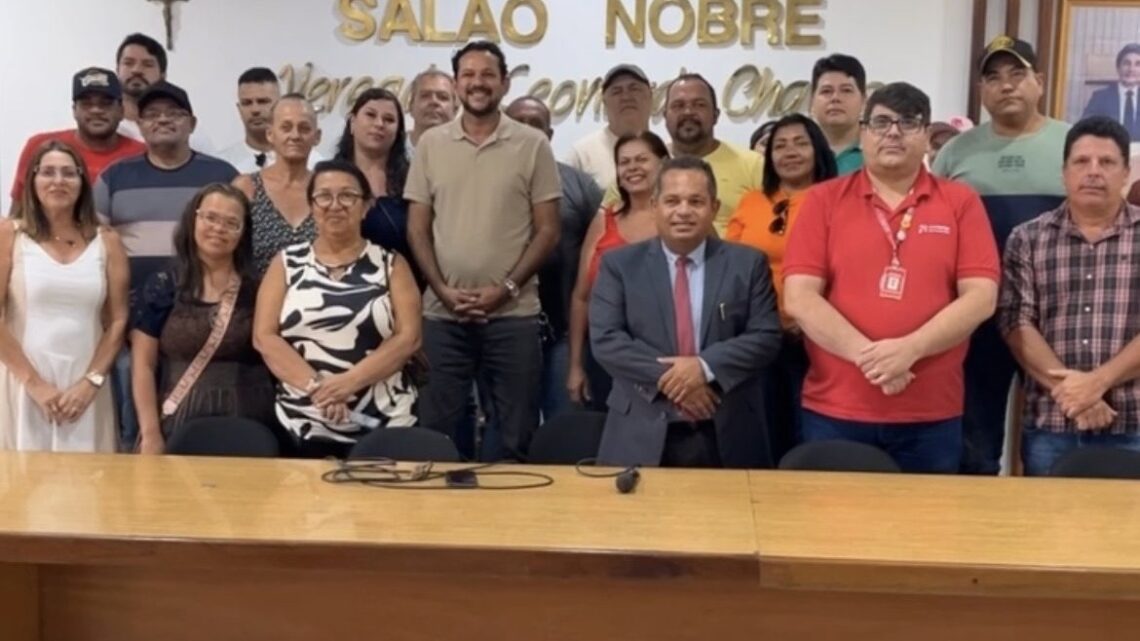 Crediamigo São João é apresentado aos comerciantes, por iniciativa do vereador Gil Bobinho Crediamigo São João é apresentado aos comerciantes, por iniciativa do vereador Gil Bobinho