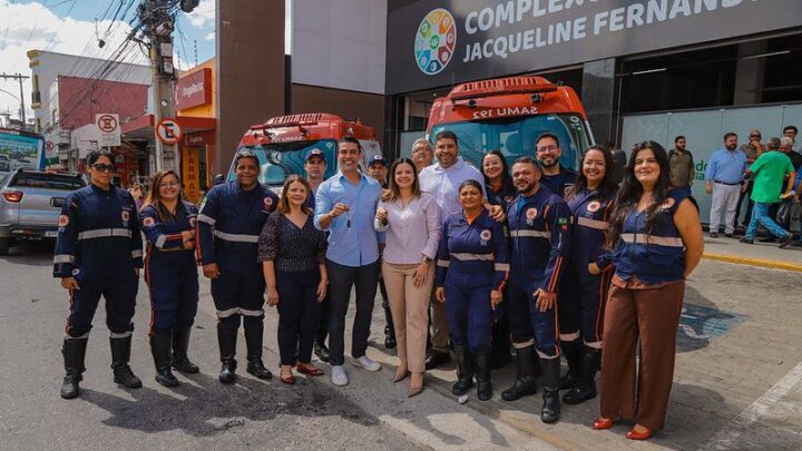 Prefeito Rodrigo Pinheiro entrega novas ambulâncias do SAMU e moderniza Laboratório Municipal