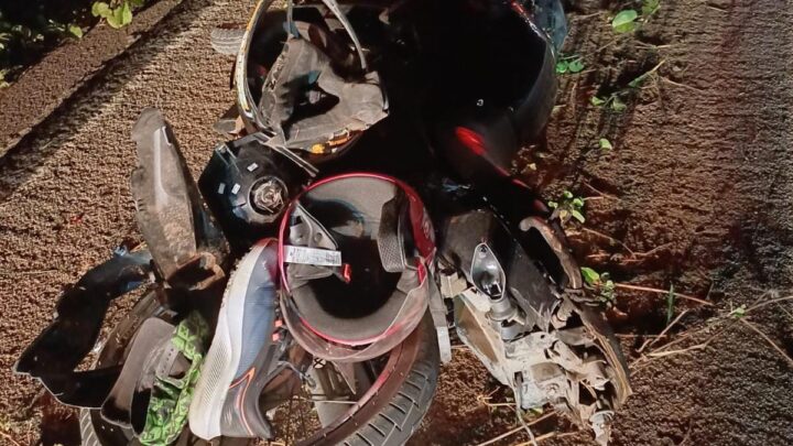 Um morto e outro ferido, após colisão entre moto e van em Caruaru