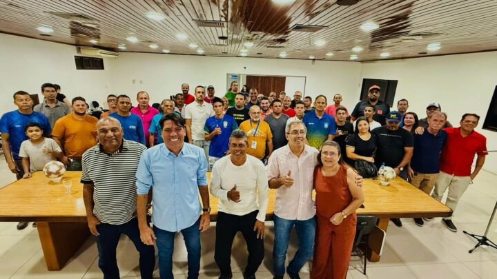 Vereador Júnior Letal discute futuro do esporte em Caruaru, durante reunião