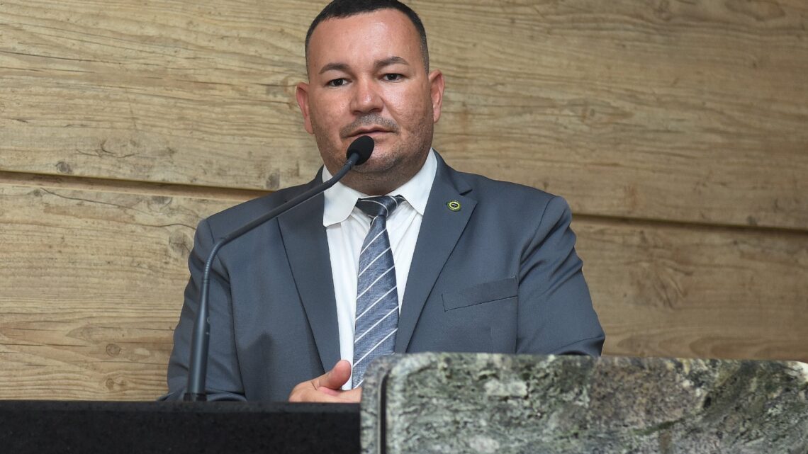 Vereador Cabo Cardoso solicita que ligações de emergência para Polícias, SAMU e Defesa Civil sejam através de vídeo chamada Vereador Cabo Cardoso solicita que ligações de emergência para Polícias, SAMU e Defesa Civil sejam através de vídeo chamada