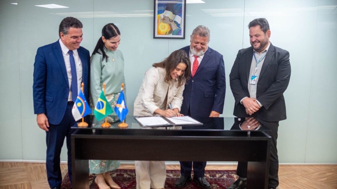 Governadora Raquel Lyra garante financiamento de R$ 288 milhões junto à Caixa Econômica Federal para investimentos em Pernambuco Governadora Raquel Lyra garante financiamento de R$ 288 milhões junto à Caixa Econômica Federal para investimentos em Pernambuco