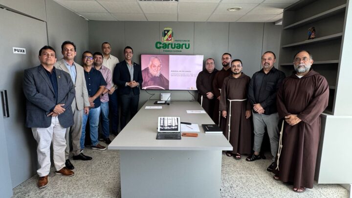 Rodrigo Pinheiro anuncia construção do novo Santuário Frei Damião de Bozzano e transferência dos restos mortais do frade para Caruaru