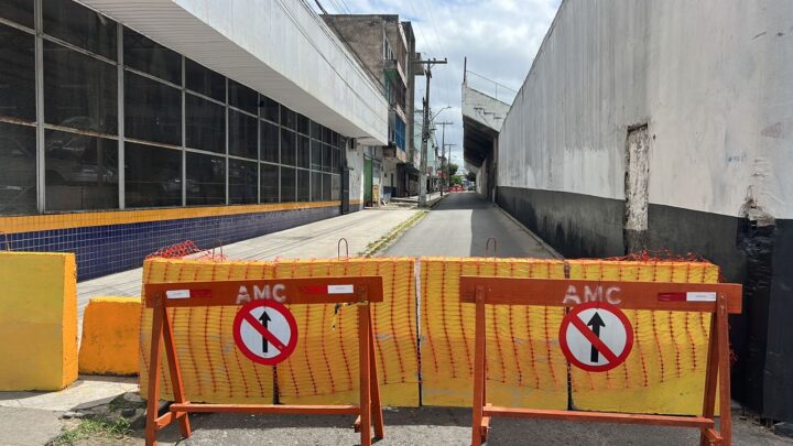 Defesa Civil interdita parte interna e externa de uma das arquibancadas do Estádio Lacerdão