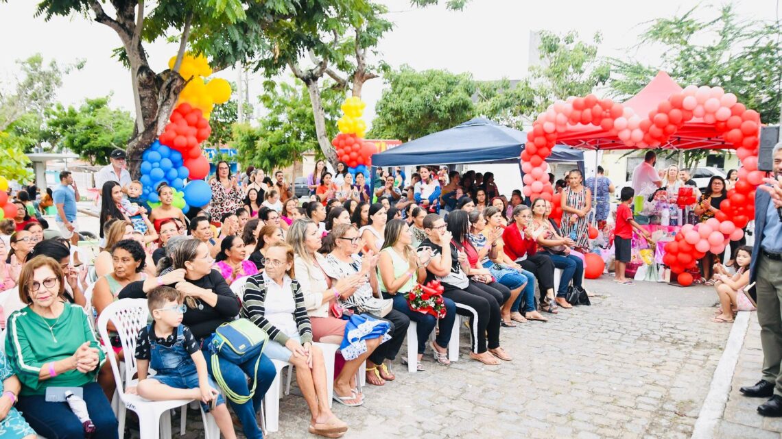 Um fim de semana de Emoção e Gratidão: Festa das Mães no Bairro Agamenon Magalhães com o Centro Social Caruaru e o Vereador Júnior Letal foi um sucesso Um fim de semana de Emoção e Gratidão: Festa das Mães no Bairro Agamenon Magalhães com o Centro Social Caruaru e o Vereador Júnior Letal foi um sucesso