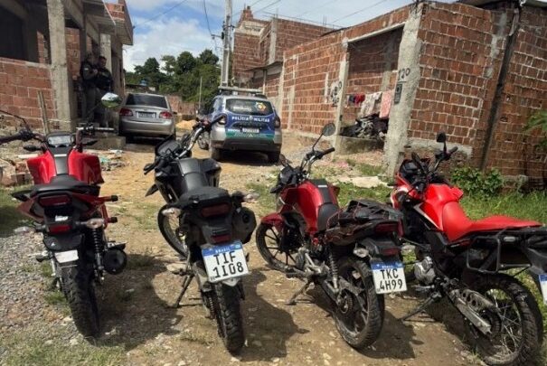 PM estoura oficina de desmanche e adulteração de veículos