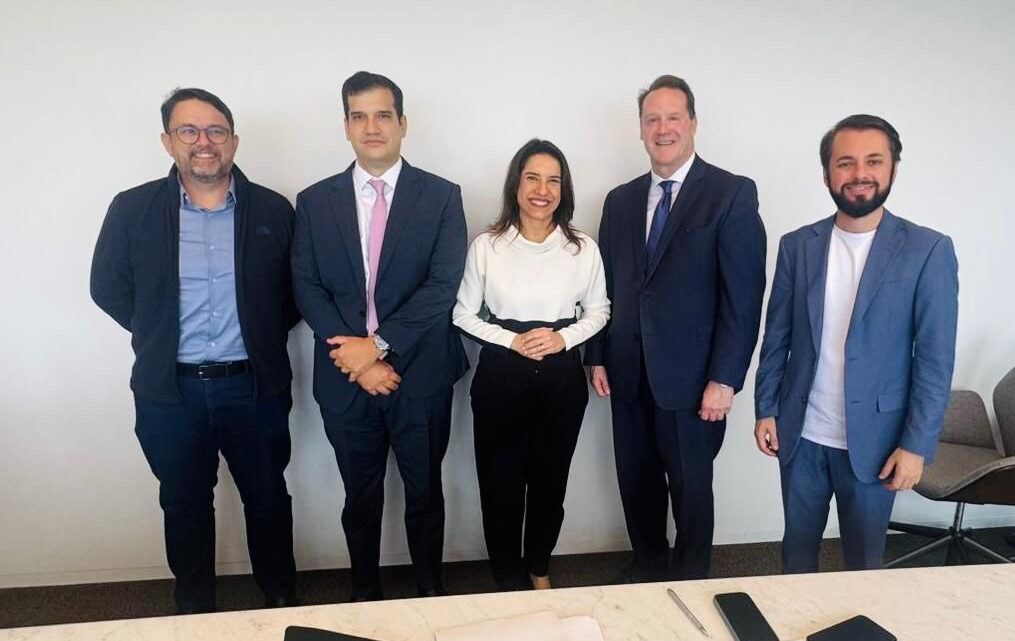 Nos EUA, governadora Raquel Lyra assegura marco decisivo para Suape e projeta Pernambuco como polo estratégico da nova economia