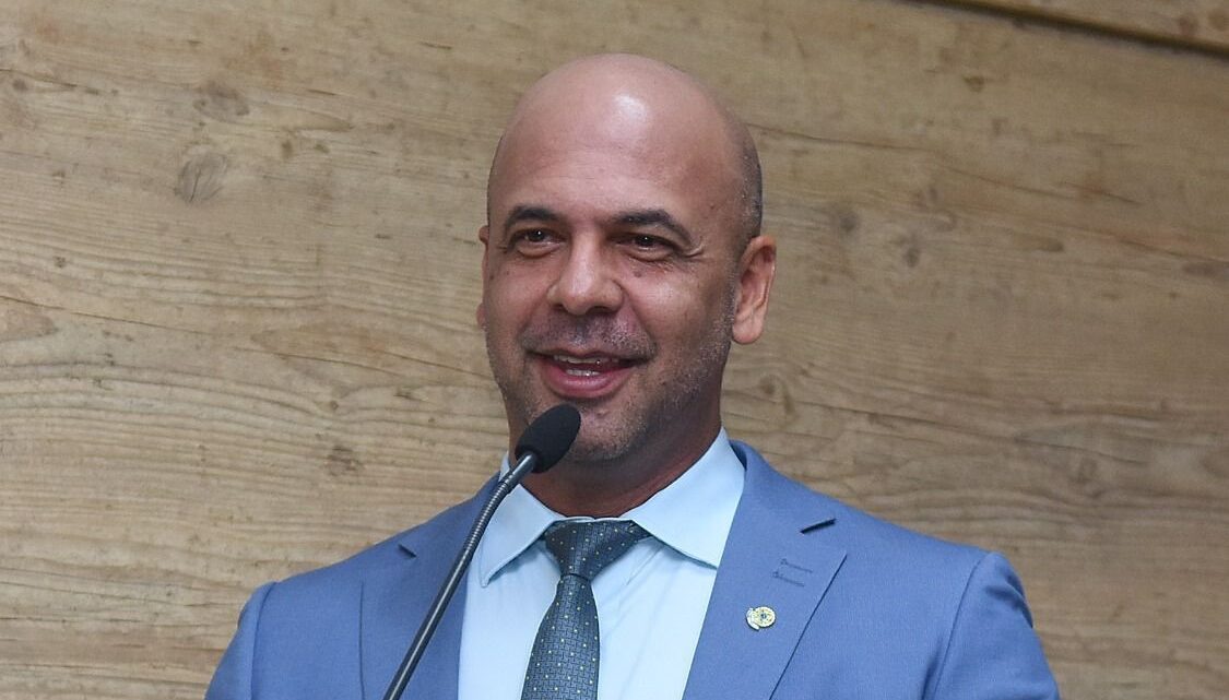 Anderson Correia comemora aprovação da “Lei Maria Eduarda” na Câmara de Caruaru