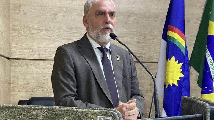 Vereador Silvio Nascimento, protocola Projeto de Lei para cadastramento e capacitação dos guardadores de veículos em Caruaru