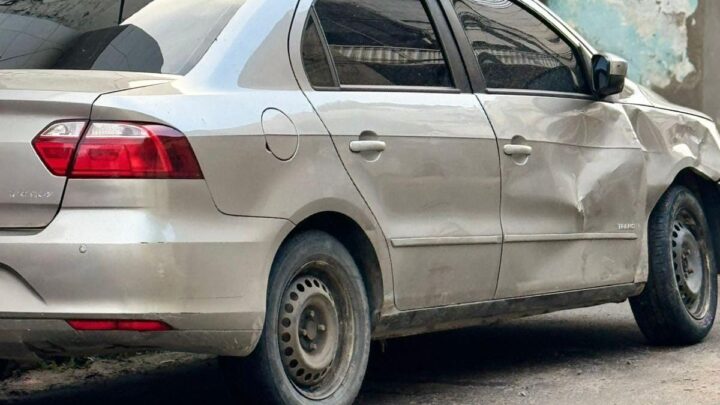 Após tentativa de fuga, dupla é detida com arma e carro roubado na BR 232