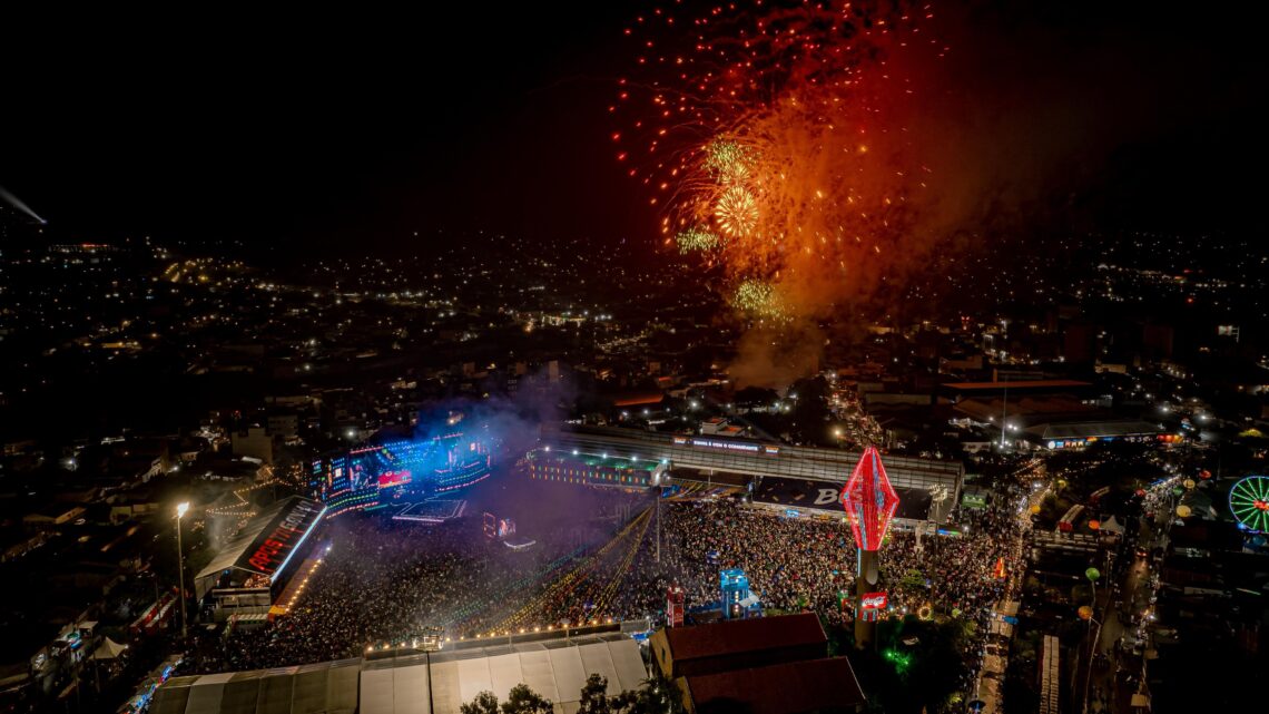 Com público histórico, segurança e muita emoção, Pátio de Eventos marca encerramento do São João de Caruaru 2025