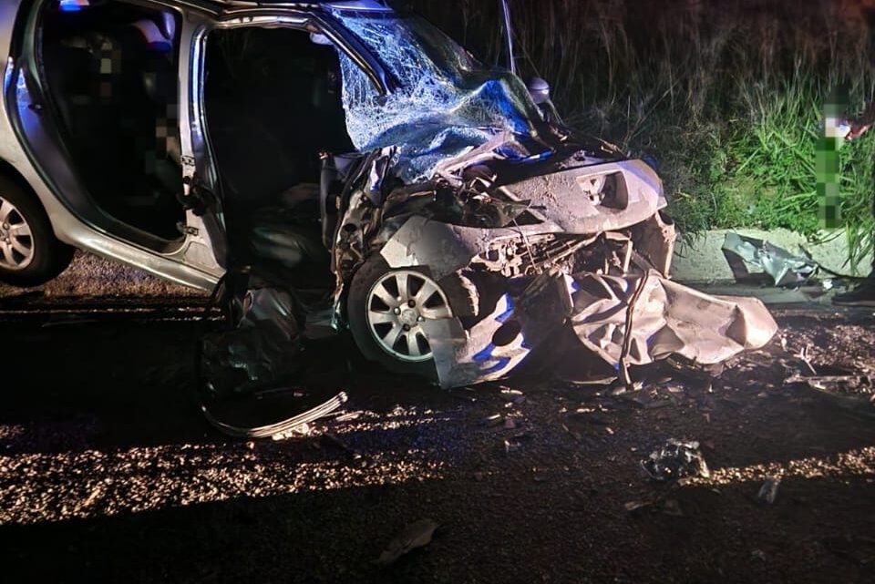 Duas mortes e 05 feridos, após colisão frontal na BR 232