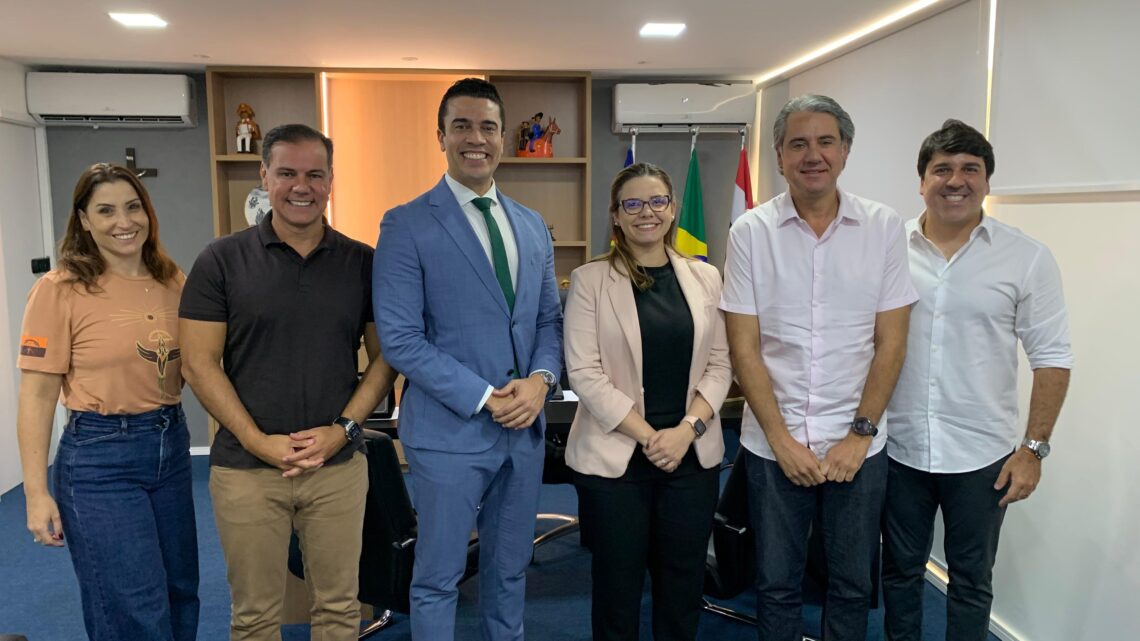João Suassuna, neto de Ariano Suassuna,  assume curadoria de iniciativa promovida pelo Colégio GGE