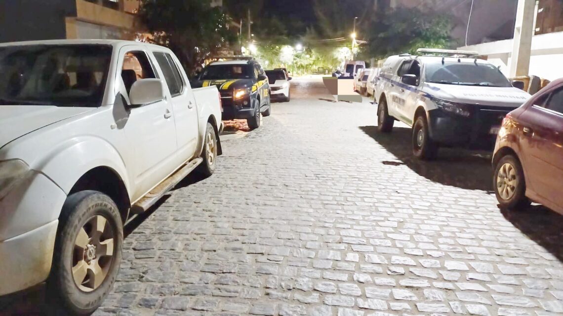 Caminhonete adulterada é recuperada em ação conjunta no Agreste Caminhonete adulterada é recuperada em ação conjunta no Agreste