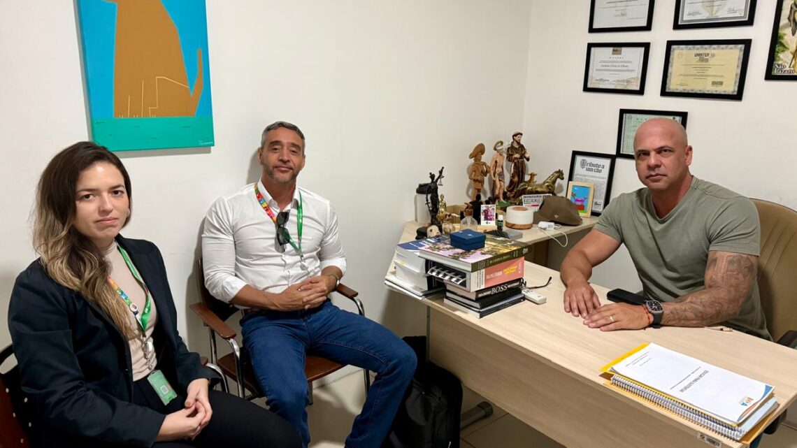 Após articulação de Anderson Correia, Neoenergia garante obra para acabar com problemas de energia no bairro Rendeiras Após articulação de Anderson Correia, Neoenergia garante obra para acabar com problemas de energia no bairro Rendeiras