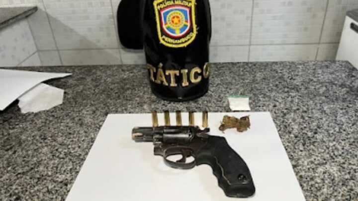 Acusado de homicídio e ter baleado 05 pessoas, morre após troca tiros com o Tático da PM