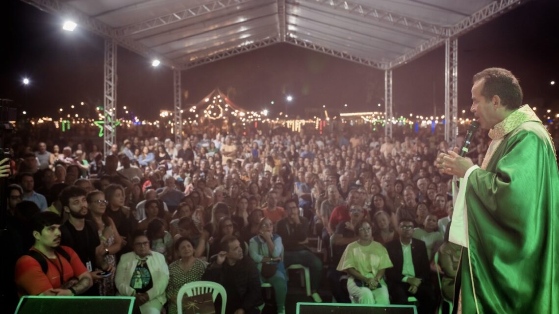Padre Arlindo comemora 50 anos com grande ação social que beneficiou quase 06 mil pessoas em Tamandaré