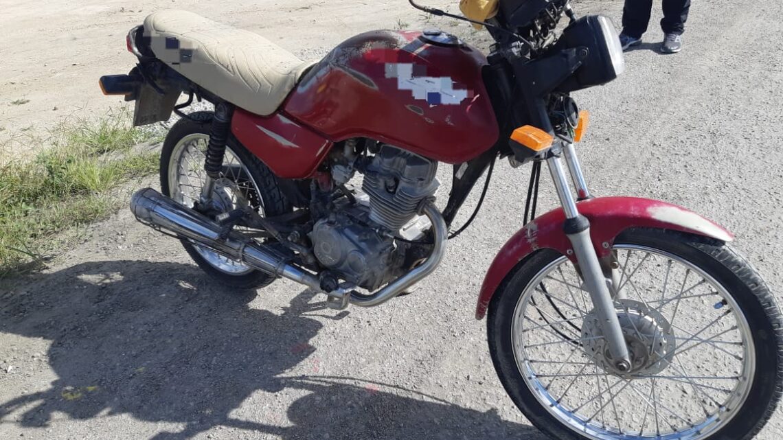 Motociclista morre, após colisão com caminhão