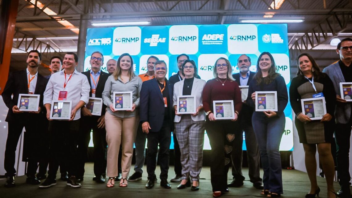 Dayse Silva participa da 40ª edição da Rodada de Negócios ao lado da vice-governadora Priscila Krause