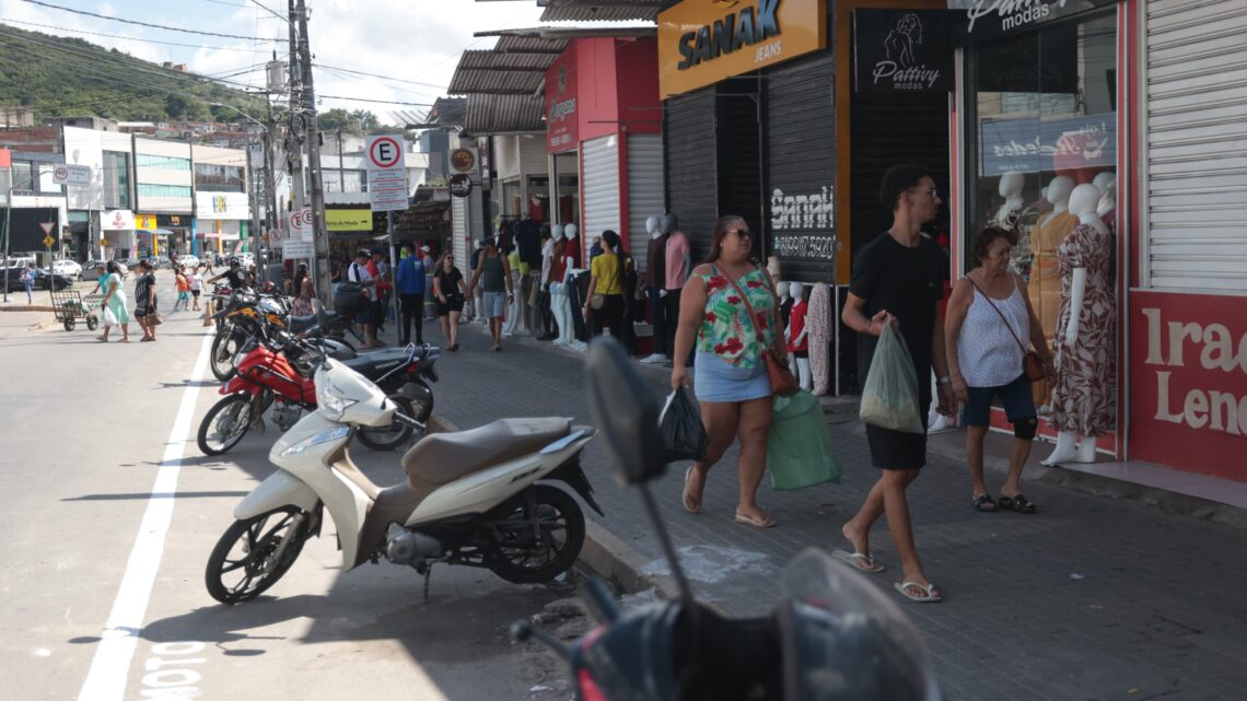 Prefeitura de Caruaru amplia prazo de transição dos ambulantes aos novos espaços no Parque 18 de Maio