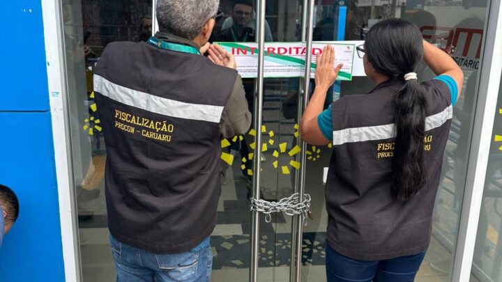 Procon Caruaru interdita filial da Crefisa após denúncias de empréstimos não solicitados por consumidores, especialmente idosos