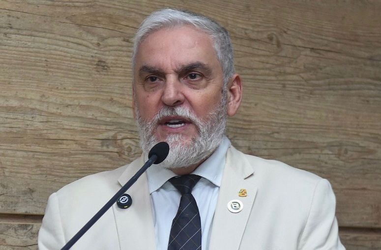 Vereador Silvio Nascimento apresenta PL para garantir merenda escolar diferenciada a estudantes com necessidades especiais de alimentação Vereador Silvio Nascimento apresenta PL para garantir merenda escolar diferenciada a estudantes com necessidades especiais de alimentação