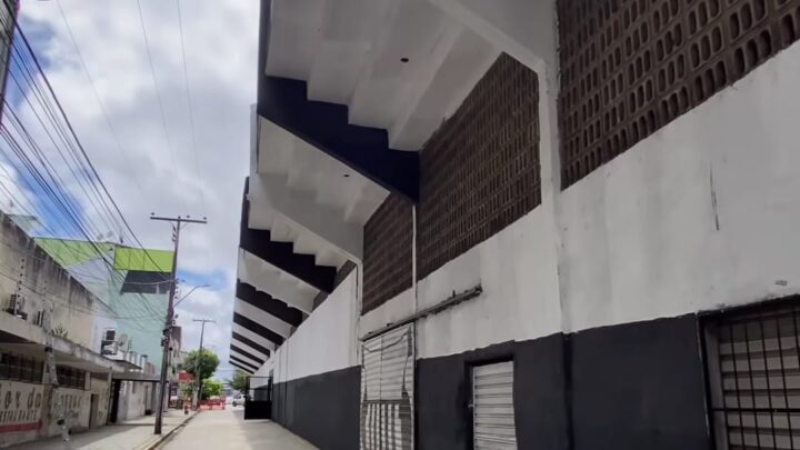 Defesa Civil de Caruaru emite nota sobre liberação de arquibancada no Estádio Lacerdão