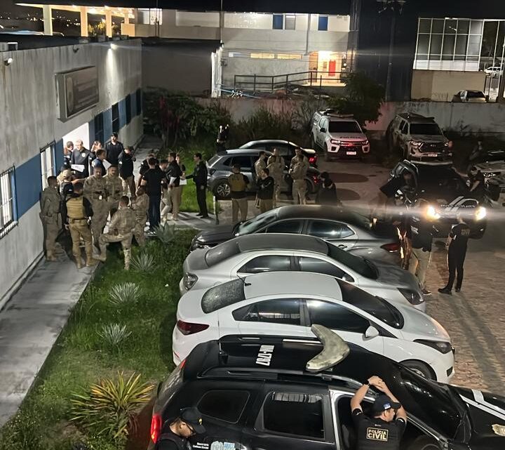 Polícia Civil deflagra Operação “Confluência II” em Barra de Guabiraba e cumpre 17 mandados Polícia Civil deflagra Operação “Confluência II” em Barra de Guabiraba e cumpre 17 mandados