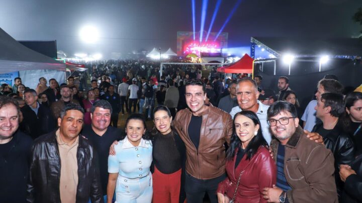 Governadora Raquel Lyra prestigia Festival do Frio da Vila Vitorino, em Riacho das Almas, que recebe palco do Pernambuco Meu País