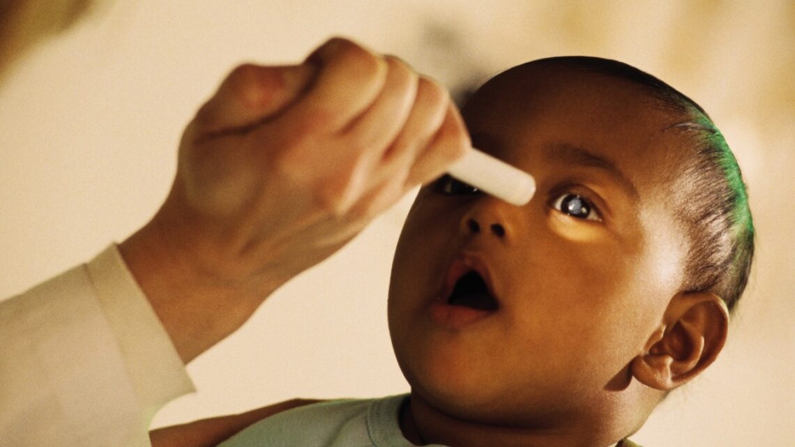 Crianças recebem atendimento gratuito na Fundação Casa Forte, em campanha nacional contra câncer ocular infantil no Recife Crianças recebem atendimento gratuito na Fundação Casa Forte, em campanha nacional contra câncer ocular infantil no Recife