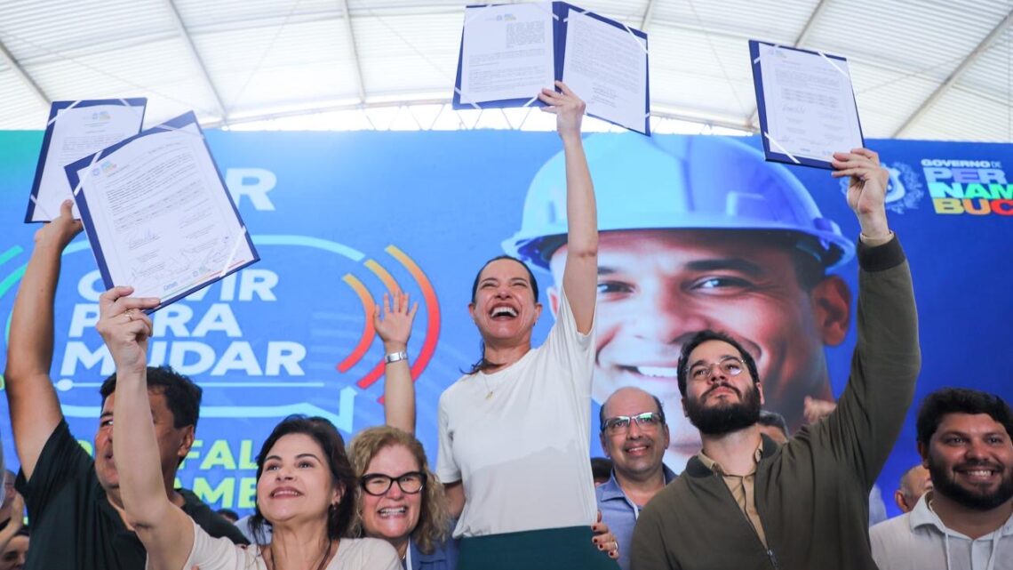 Ouvir para Mudar: no Recife, governadora Raquel Lyra anuncia mais de R$ 1 bilhão em investimentos para a Região Metropolitana