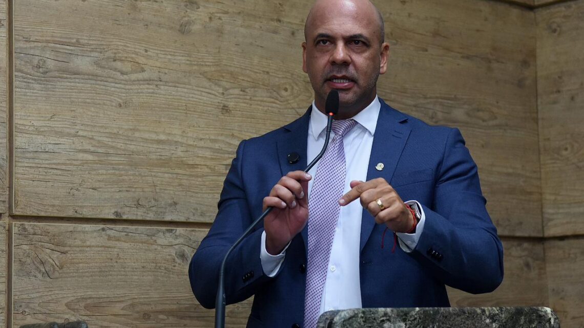 Anderson Correia propõe estacionamento na Estação Ferroviária para impulsionar comércio em Caruaru