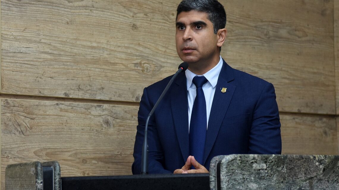 Delegado Lessa repudia abuso em escola e solicita medidas urgentes para Caruaru Delegado Lessa repudia abuso em escola e solicita medidas urgentes para Caruaru