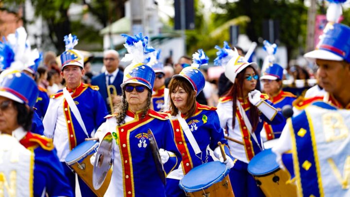 Caruaruenses reconhecem a importância do 7 de Setembro e lotam as ruas para ver o desfile cívico
