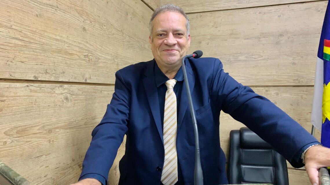 Caruaru pode ganhar programa de bolsas para universitários que atuarem em reforço escolar Caruaru pode ganhar programa de bolsas para universitários que atuarem em reforço escolar