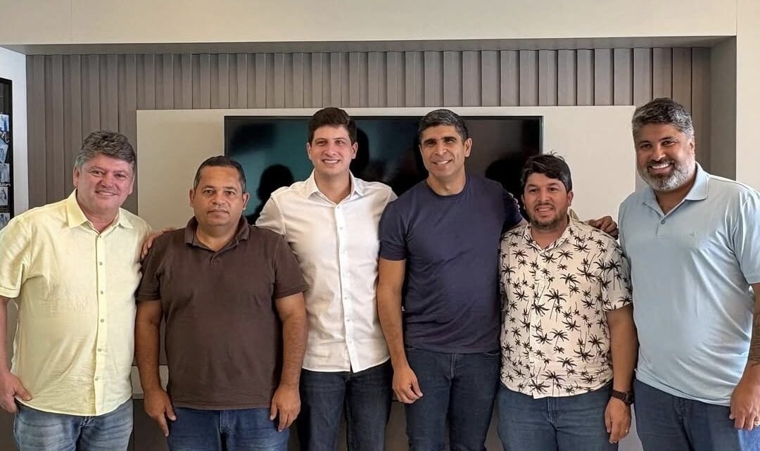 Delegado Lessa recebe o prefeito do Recife, João Campos, que cumpre agenda pelo agreste Delegado Lessa recebe o prefeito do Recife, João Campos, que cumpre agenda pelo agreste