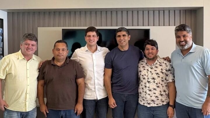 Delegado Lessa recebe o prefeito do Recife, João Campos, que cumpre agenda pelo agreste