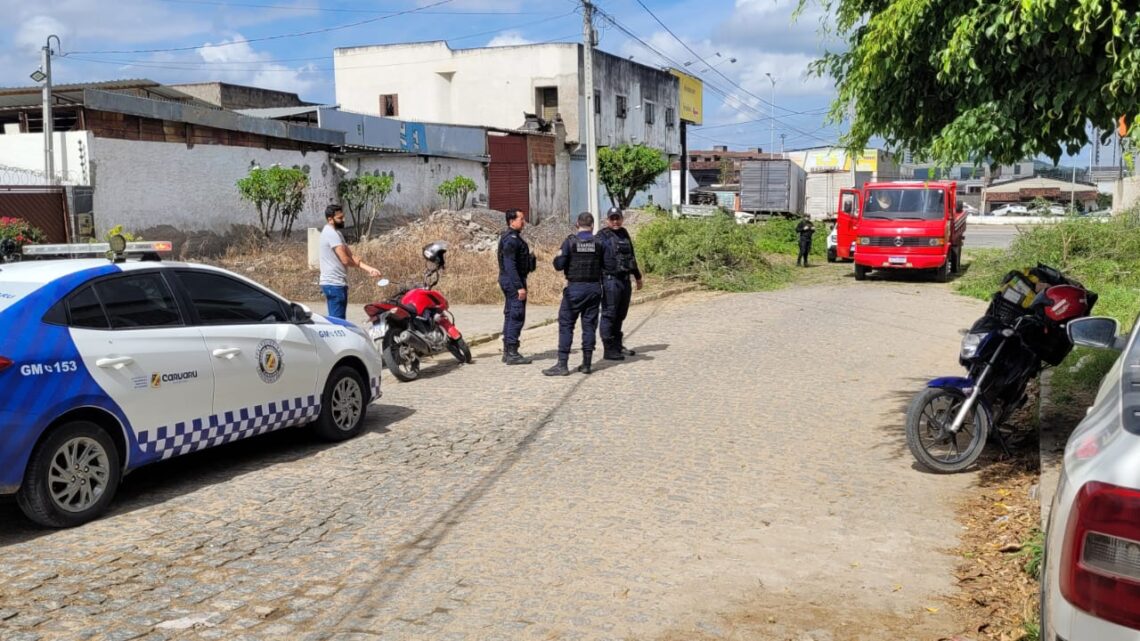 Guarda Municipal flagra crime ambiental em Caruaru