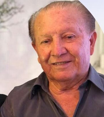 Morre advogado e professor, Rubem Aquino do Grupo Santa Teresa