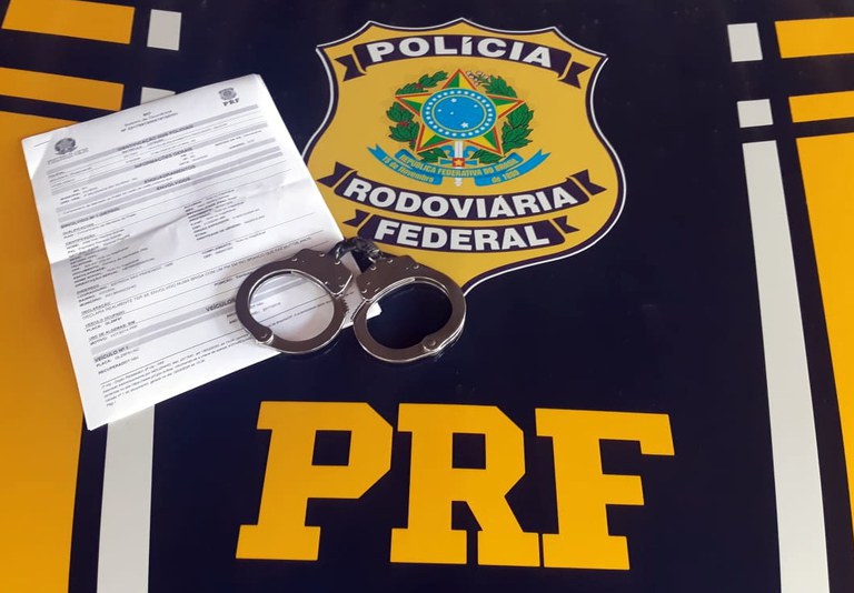 Procurado por homicídio é detido pela PRF