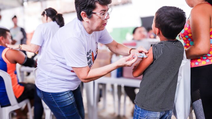 Campanha de Atualização da Caderneta Vacinal, para crianças e adolescentes menores de 15 anos em Caruaru