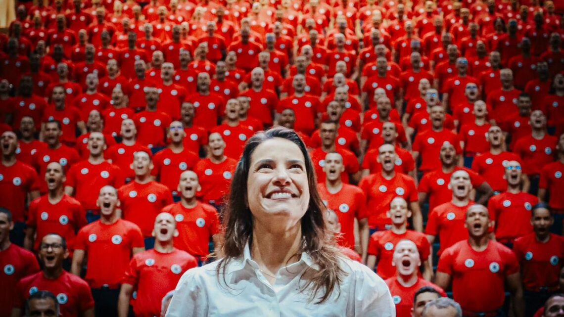 Governadora Raquel Lyra celebra 17º mês consecutivo de queda no número de homicídios em Pernambuco durante aula que inaugurou a formação de 322 novos bombeiros militares