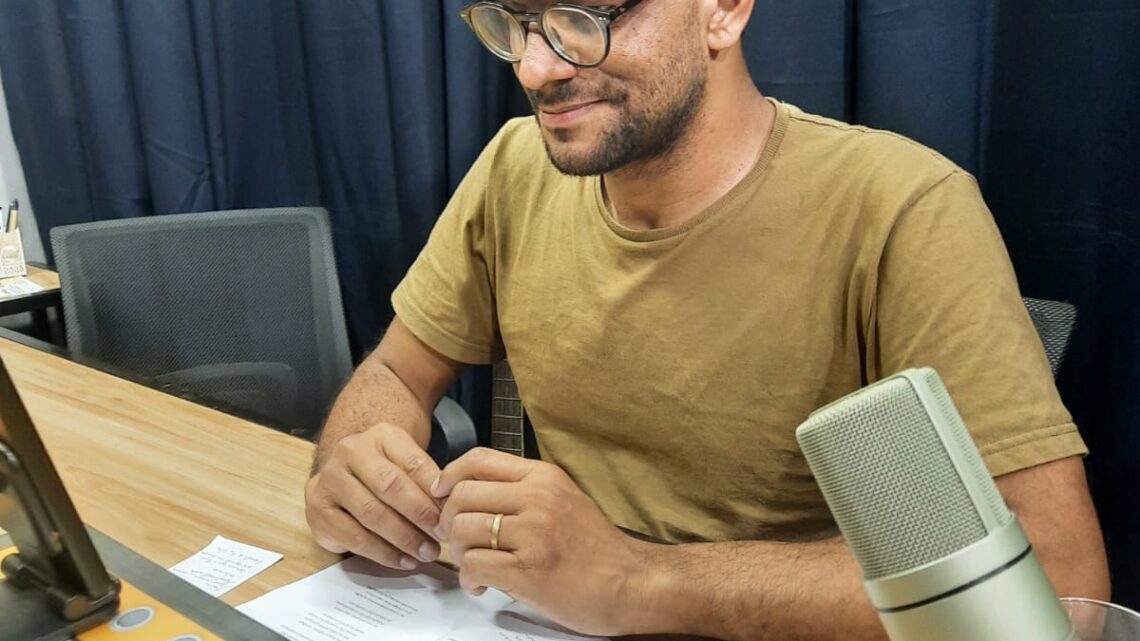 Jénerson Alves lança ‘Insights Poéticos’ pela Noz Editoria