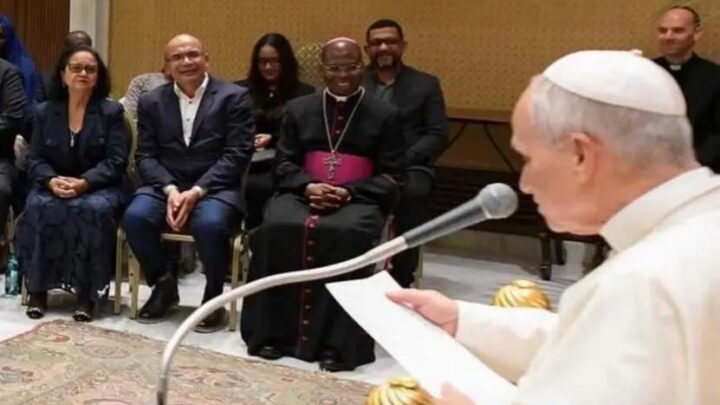 Fundador da Obra de Maria leva comitiva pernambucana à primeira audiência privada com o Papa Leão XIV Fundador da Obra de Maria leva comitiva pernambucana à primeira audiência privada com o Papa Leão XIV