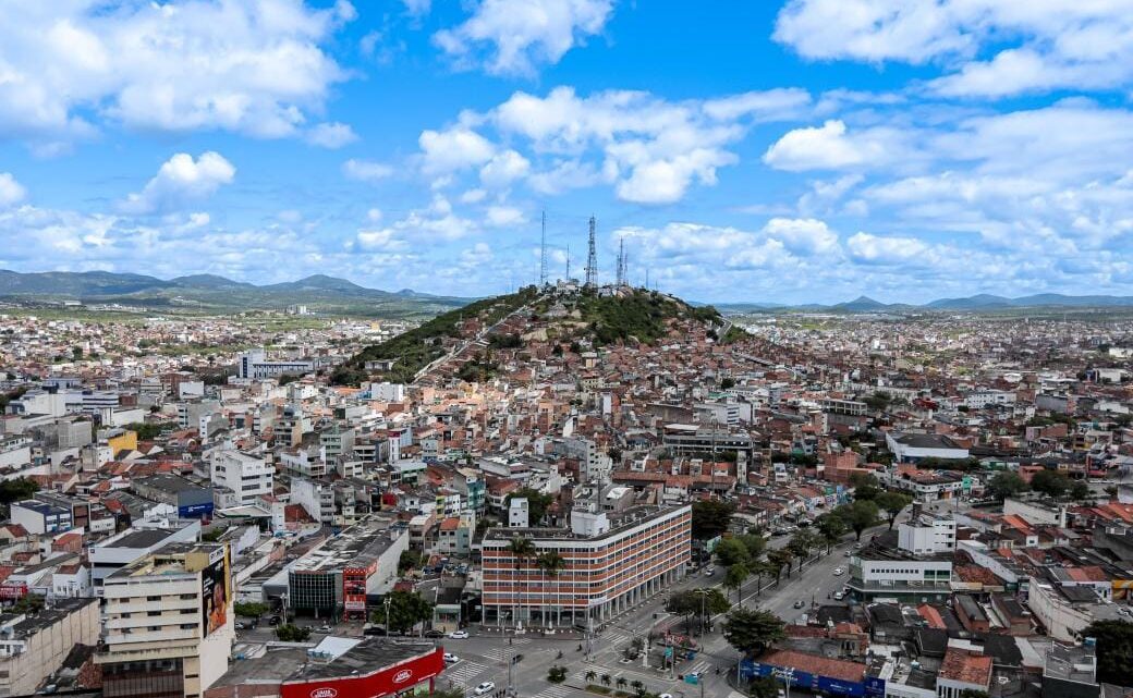 Confira os serviços que funcionarão no município, nesta segunda (27), quando será comemorado o Dia do Servidor Público Confira os serviços que funcionarão no município, nesta segunda (27), quando será comemorado o Dia do Servidor Público