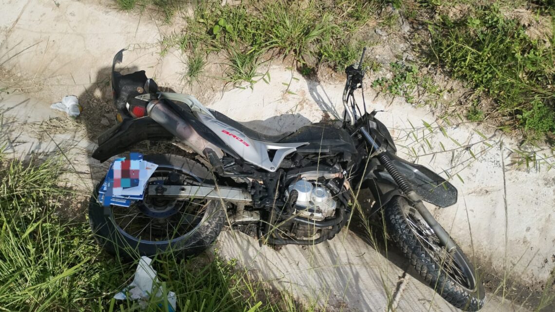 Morre motociclista que colidiu em poste Morre motociclista que colidiu em poste