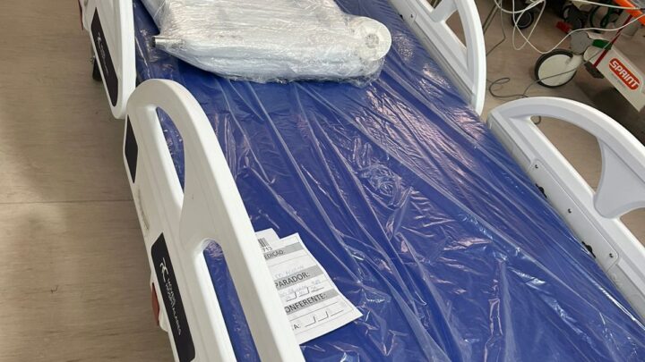 HRA recebe novas camas elétricas e 13 poltronas